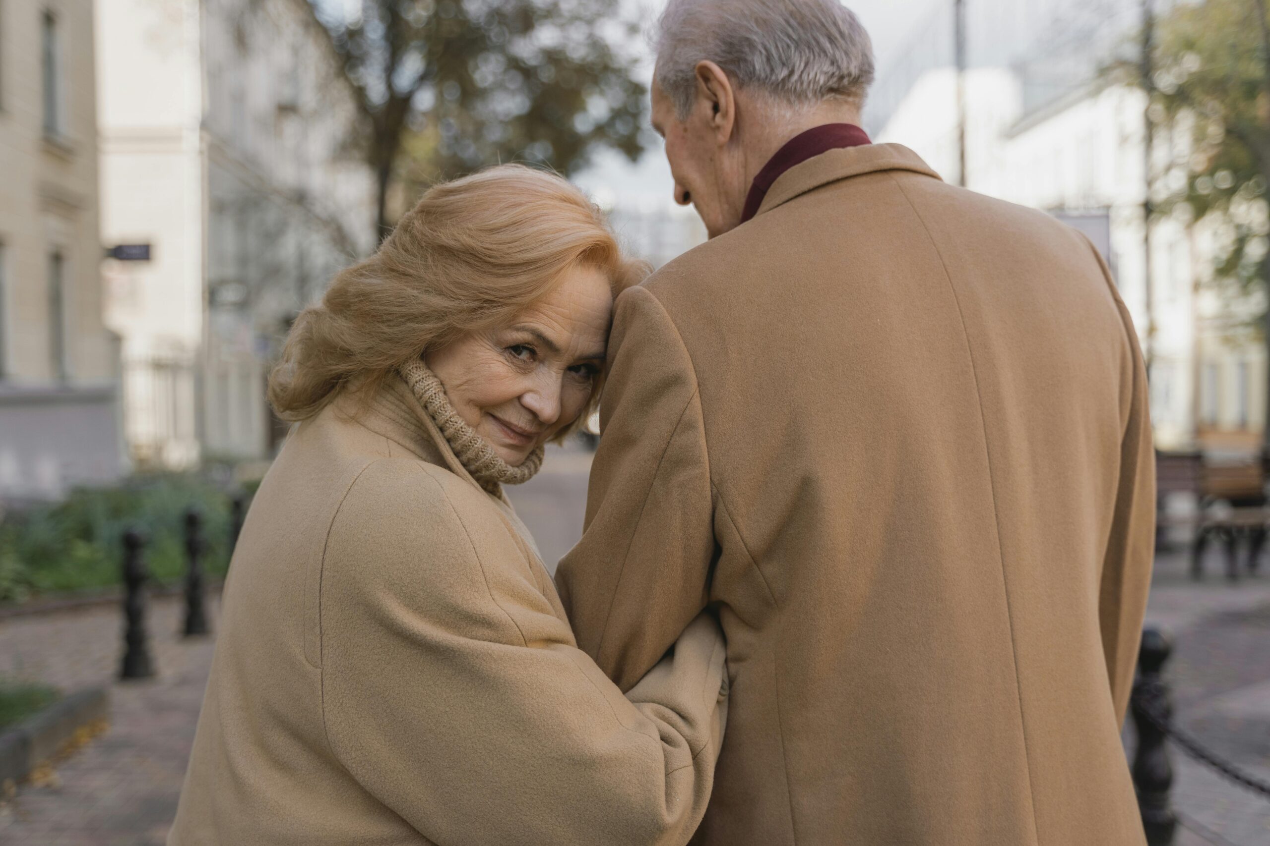 CONFÉRENCE : Les multiples visages du vieillir aux plans physique, psychologique, social et sentimental : Défis et réalités 2026